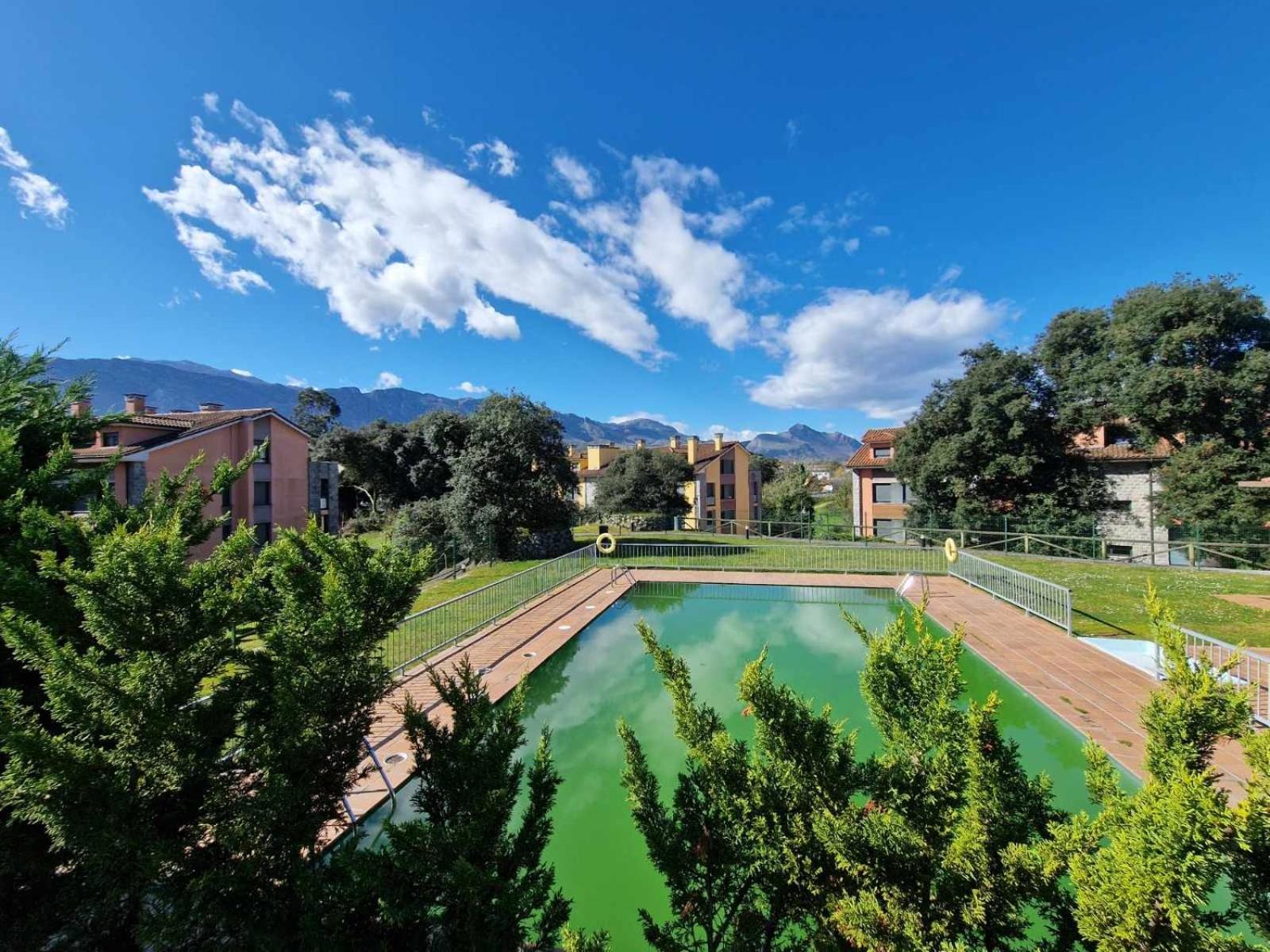Piso Con Piscina Cancha De Padel Llanes